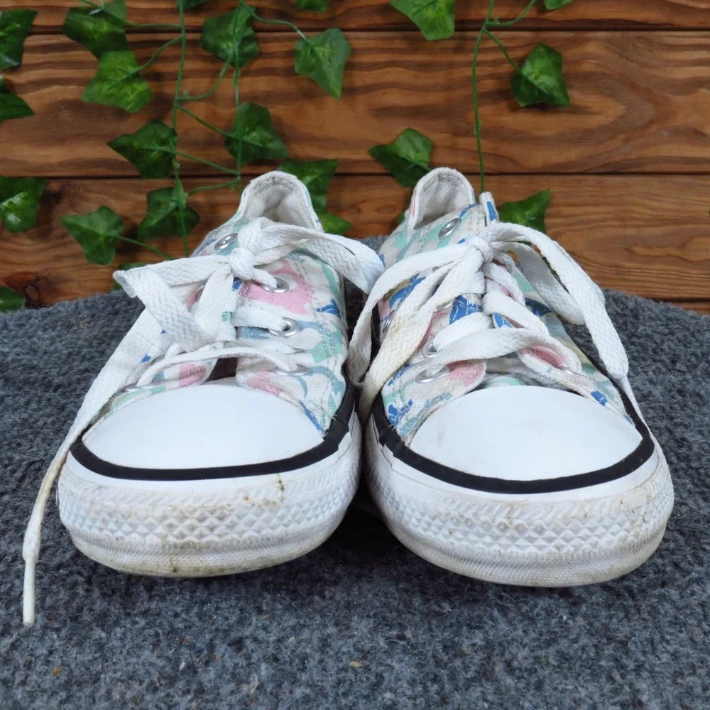 Converse Chuck Taylor All Star Junior Sneakers Size 13 School Shark Print Multi